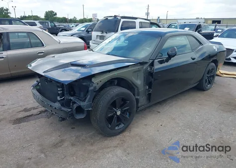 2019 Dodge Challenger Sxt z USA, uszkodzony, nr VIN 2C3CDZAG4KH583547